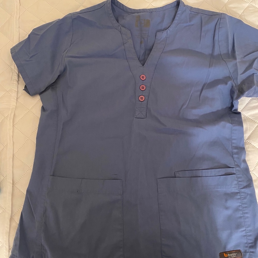 Scrub tops - Picture 4 of 8